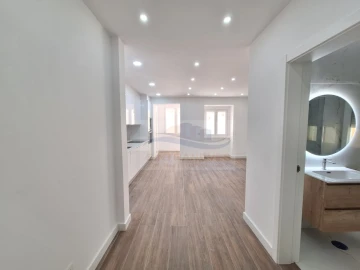 Apartamento T2 para Venda em Falagueira-Venda Nova