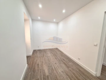 Apartamento T2 para Venda em Falagueira-Venda Nova