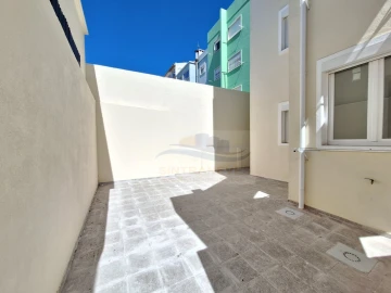 Apartamento T2 para Venda em Falagueira-Venda Nova