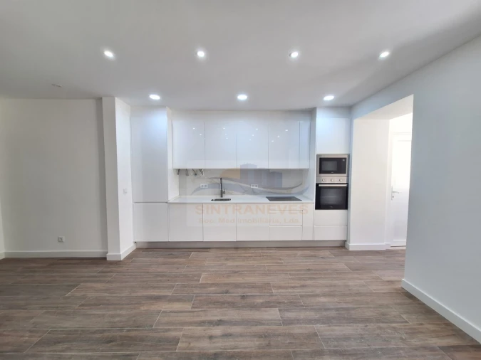 Apartamento T2 para Venda em Falagueira-Venda Nova Foto 5