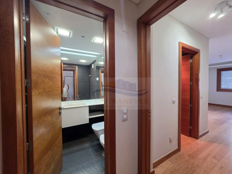 Apartamento T1 para Venda em Alfragide Foto 11