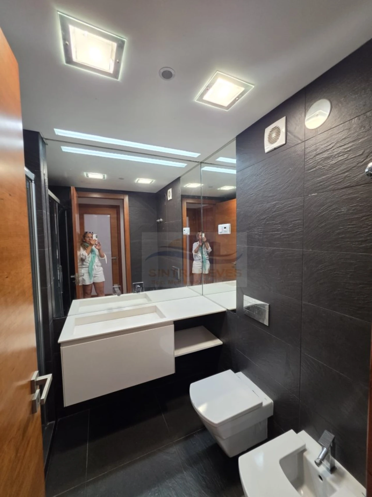 Apartamento T1 para Venda em Alfragide Foto 15