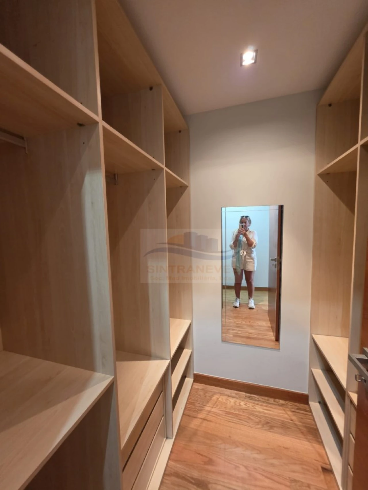 Apartamento T1 para Venda em Alfragide Foto 22