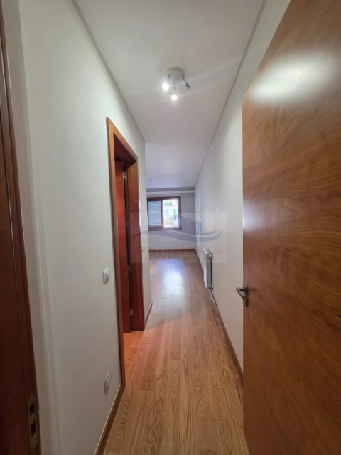 Apartamento T1 para Venda em Alfragide