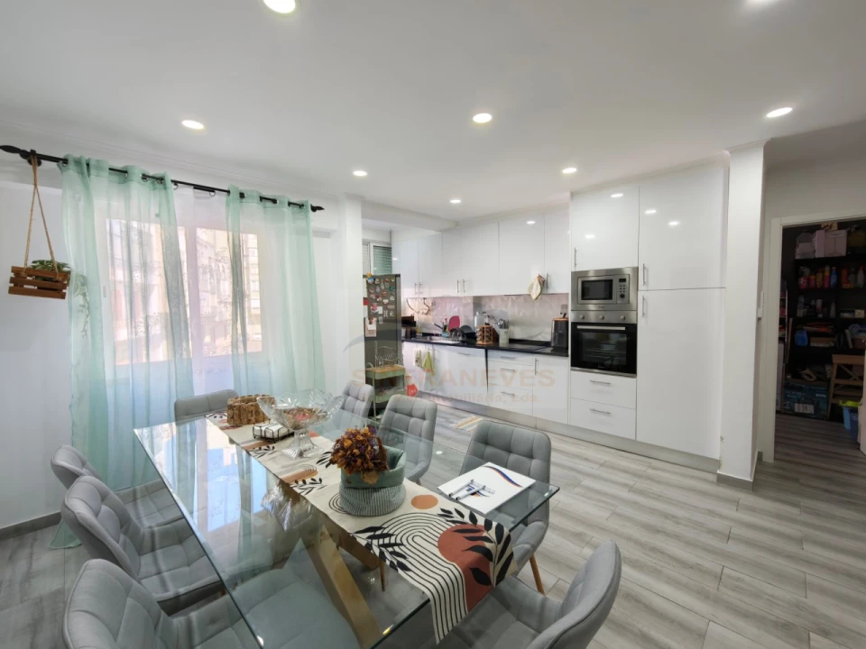 Apartamento T3 para Venda em Águas Livres Foto 5