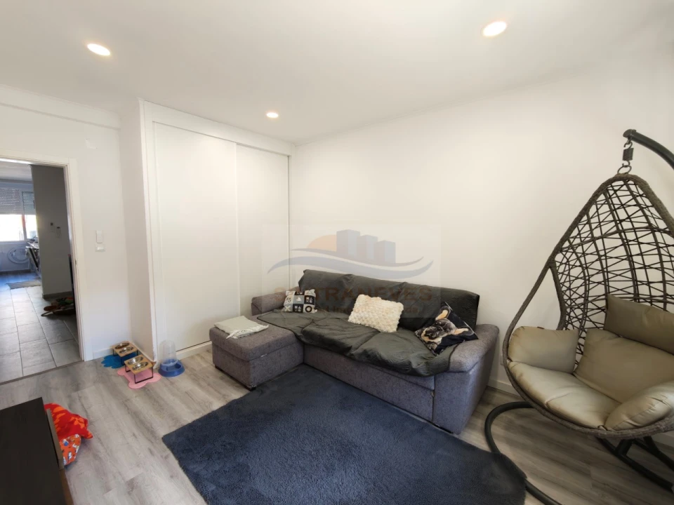 Apartamento T3 para Venda em Águas Livres Foto 9