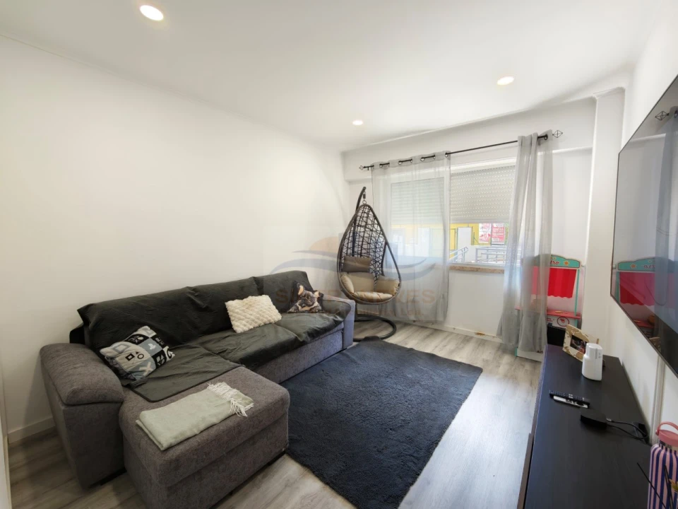 Apartamento T3 para Venda em Águas Livres Foto 7
