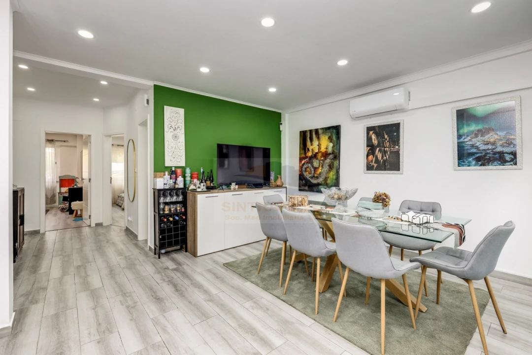Apartamento T3 para Venda em Águas Livres Foto 8