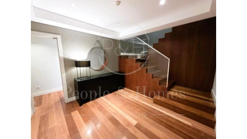 Apartamento T3 para Arrendamento em Cascais e Estoril