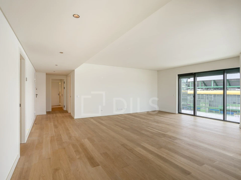 Apartamento T4 para Venda em Lumiar Foto 12