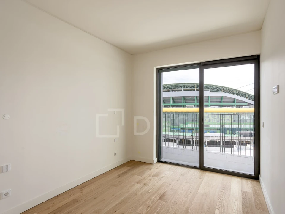 Apartamento T4 para Venda em Lumiar Foto 17