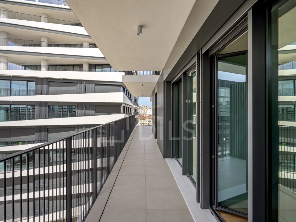 Apartamento T4 para Venda em Lumiar Foto 27