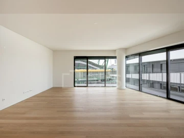 Apartamento T4 para Venda em Lumiar