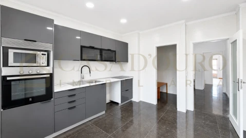 Apartamento T3 para Venda em Fânzeres e São Pedro da Cova