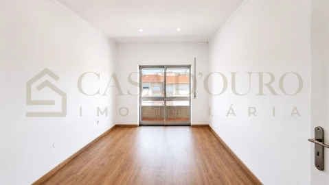 Apartamento T3 para Venda em Fânzeres e São Pedro da Cova