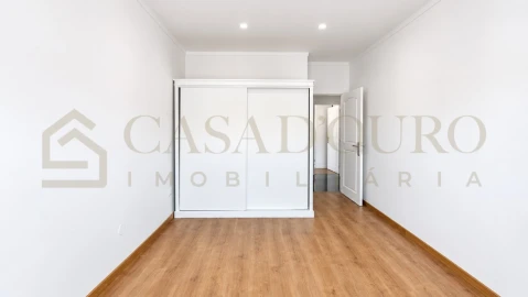 Apartamento T3 para Venda em Fânzeres e São Pedro da Cova