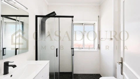 Apartamento T3 para Venda em Fânzeres e São Pedro da Cova