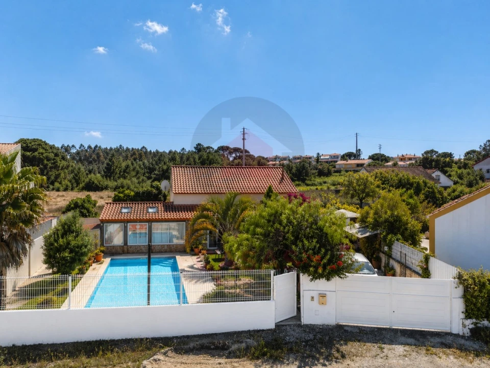 Moradia T2 para Venda em Nadadouro Foto 1
