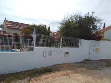 Moradia T2 para Venda em Nadadouro