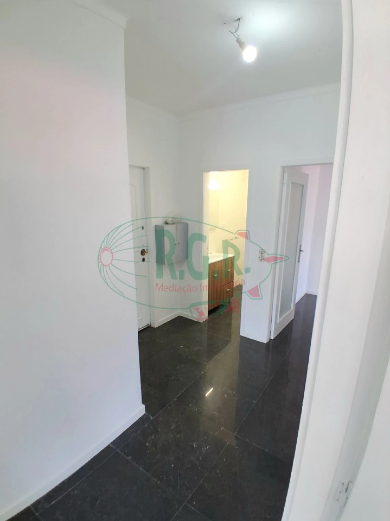 Apartamento T3 para Venda em Fânzeres e São Pedro da Cova Foto 3