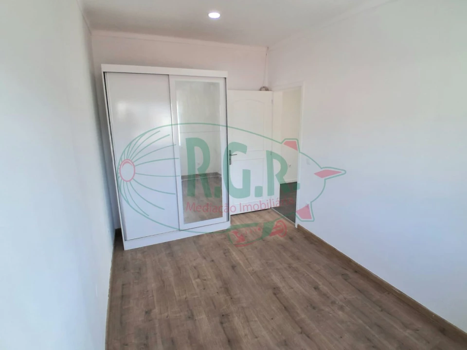 Apartamento T3 para Venda em Fânzeres e São Pedro da Cova Foto 18