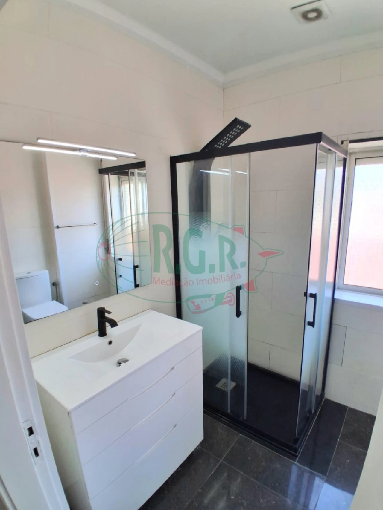 Apartamento T3 para Venda em Fânzeres e São Pedro da Cova Foto 19