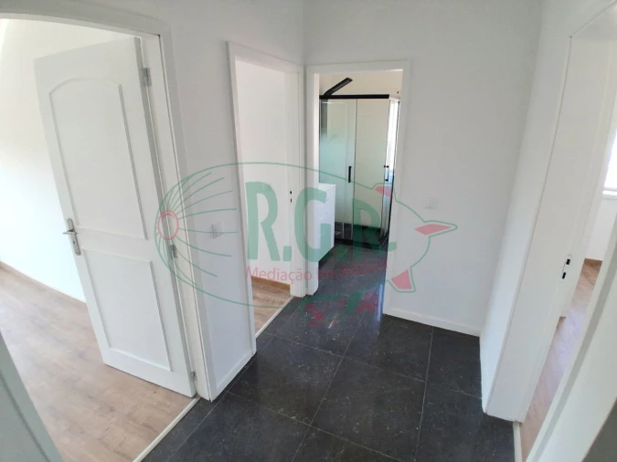 Apartamento T3 para Venda em Fânzeres e São Pedro da Cova Foto 9