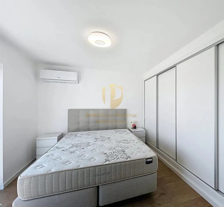 Apartamento T2 para Venda em Vila Real de Santo Antonio Foto 12