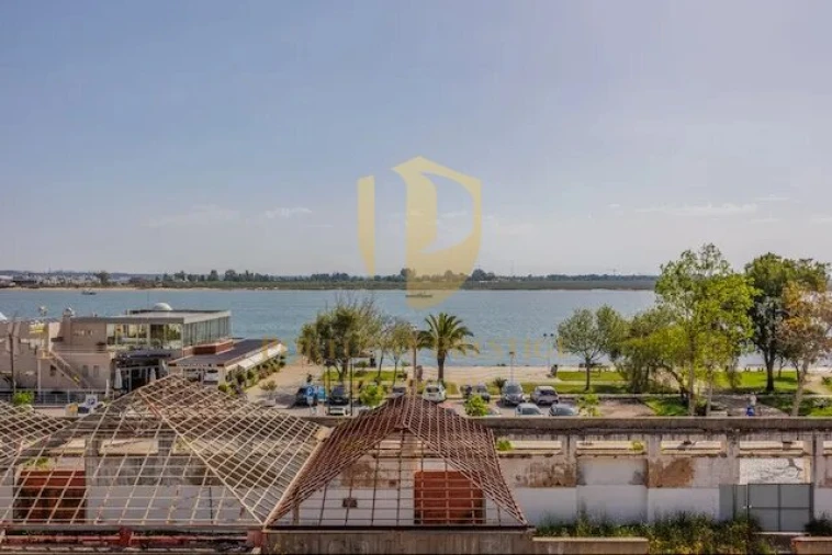 Apartamento T2 para Venda em Vila Real de Santo Antonio Foto 18