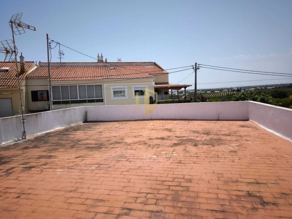 Prédio para Venda em Altura Foto 12