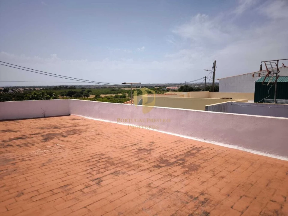 Prédio para Venda em Altura Foto 17