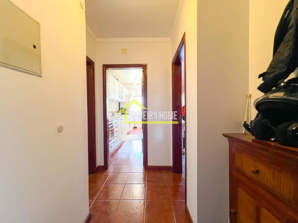 Apartamento T2 para Venda em Buarcos Foto 2