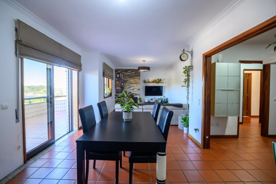 Apartamento T2 para Venda em O. Azeméis, Riba-Ul, Ul, Macinhata Seixa, Madail Foto 4