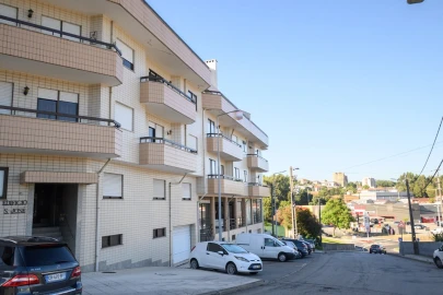 Apartamento T2 para Venda em O. Azeméis, Riba-Ul, Ul, Macinhata Seixa, Madail