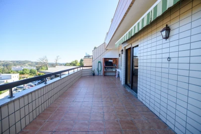 Apartamento T2 para Venda em O. Azeméis, Riba-Ul, Ul, Macinhata Seixa, Madail