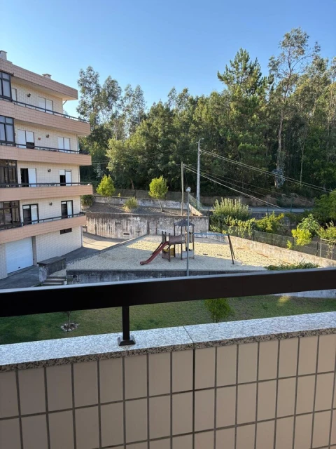 Apartamento T2 para Venda em O. Azeméis, Riba-Ul, Ul, Macinhata Seixa, Madail