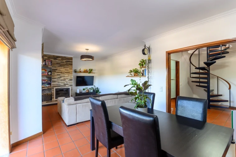 Apartamento T2 para Venda em O. Azeméis, Riba-Ul, Ul, Macinhata Seixa, Madail Foto 5