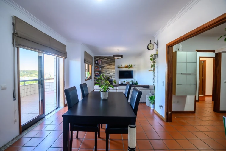Apartamento T2 para Venda em O. Azeméis, Riba-Ul, Ul, Macinhata Seixa, Madail Foto 4