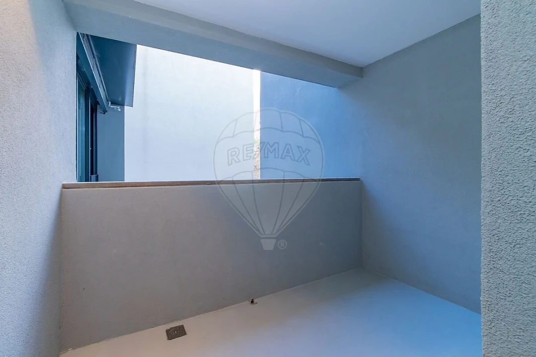 Apartamento T2 para Venda em Marvila Foto 30
