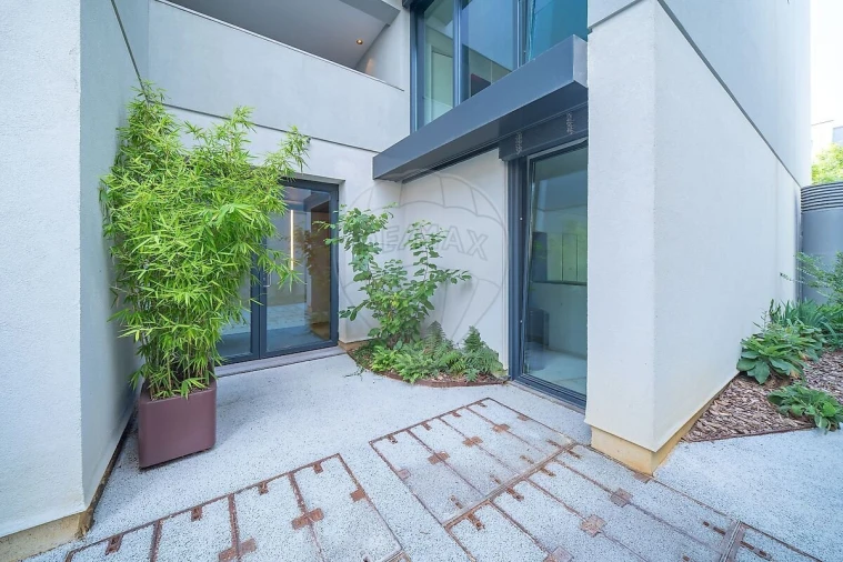 Apartamento T2 para Venda em Marvila Foto 8