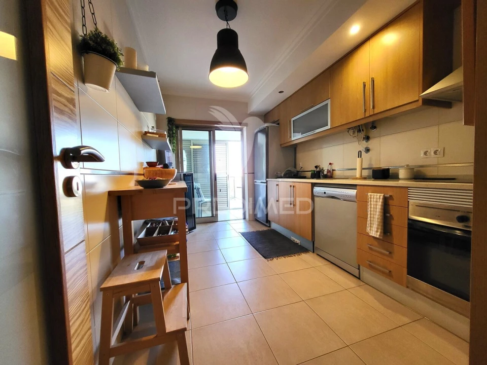 Apartamento T2 para Venda em Portimão Foto 28