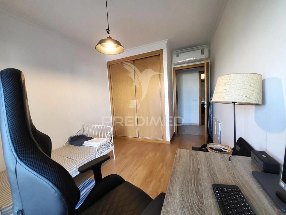 Apartamento T2 para Venda em Portimão Foto 13