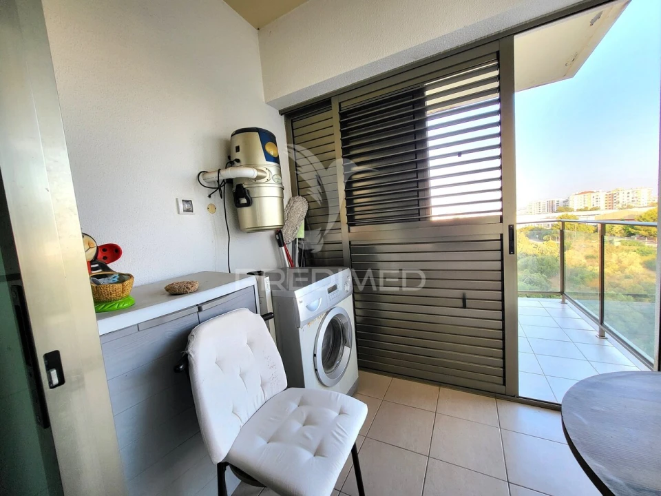 Apartamento T2 para Venda em Portimão Foto 24