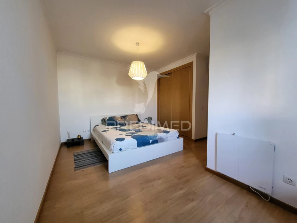 Apartamento T2 para Venda em Portimão Foto 8