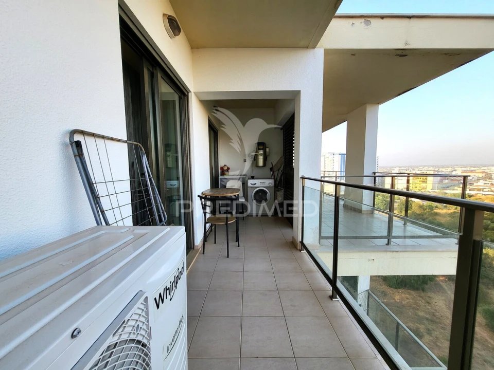 Apartamento T2 para Venda em Portimão Foto 25