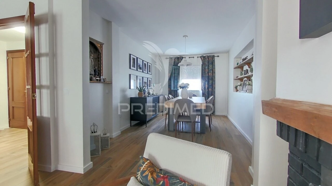 Moradia T4 para Venda em Sé e São Lourenço Foto 7