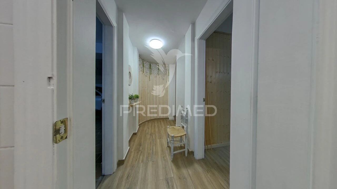 Moradia T4 para Venda em Sé e São Lourenço Foto 24