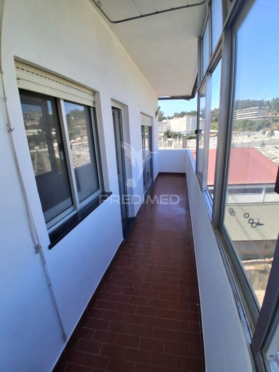 Apartamento T3 para Venda em Fânzeres e São Pedro da Cova Foto 24