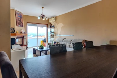 Apartamento T3 para Venda em Oliveira (Santa Maria)
