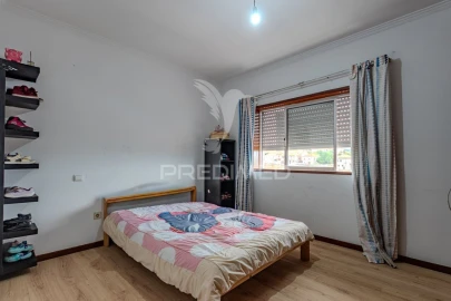 Apartamento T3 para Venda em Oliveira (Santa Maria)